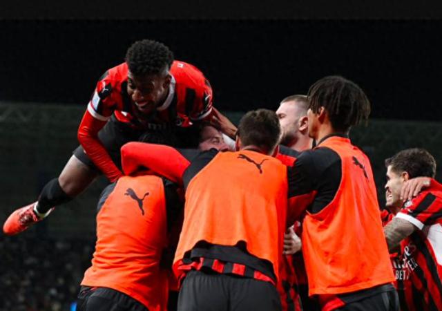 开云体育-瓦朗谢纳客场上演绝杀,主场球迷沸腾的简单介绍