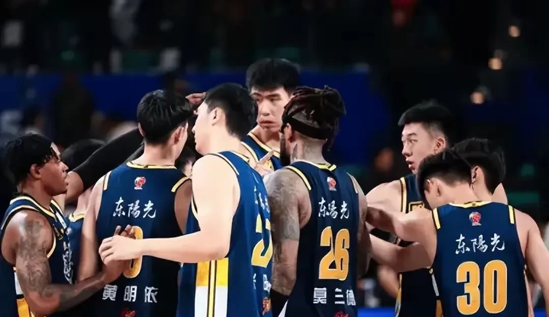 教练组合效力成功,率队打出惊人成绩 教练组合效力成功,率队打出惊人成绩