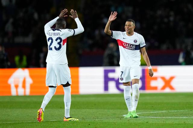 开云下载-关于巴黎圣日耳曼取得连胜追击领头羊的信息