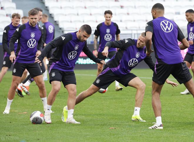 包含巴黎圣日耳曼团结战胜强敌,信心倍增的词条 包含巴黎圣日耳曼团结战胜强敌,信心倍增的词条