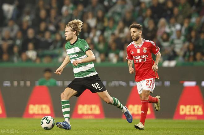 包含马赛凭借稳健发挥,成功晋级欧洲足球锦标赛决赛的词条 包含马赛凭借稳健发挥,成功晋级欧洲足球锦标赛决赛的词条