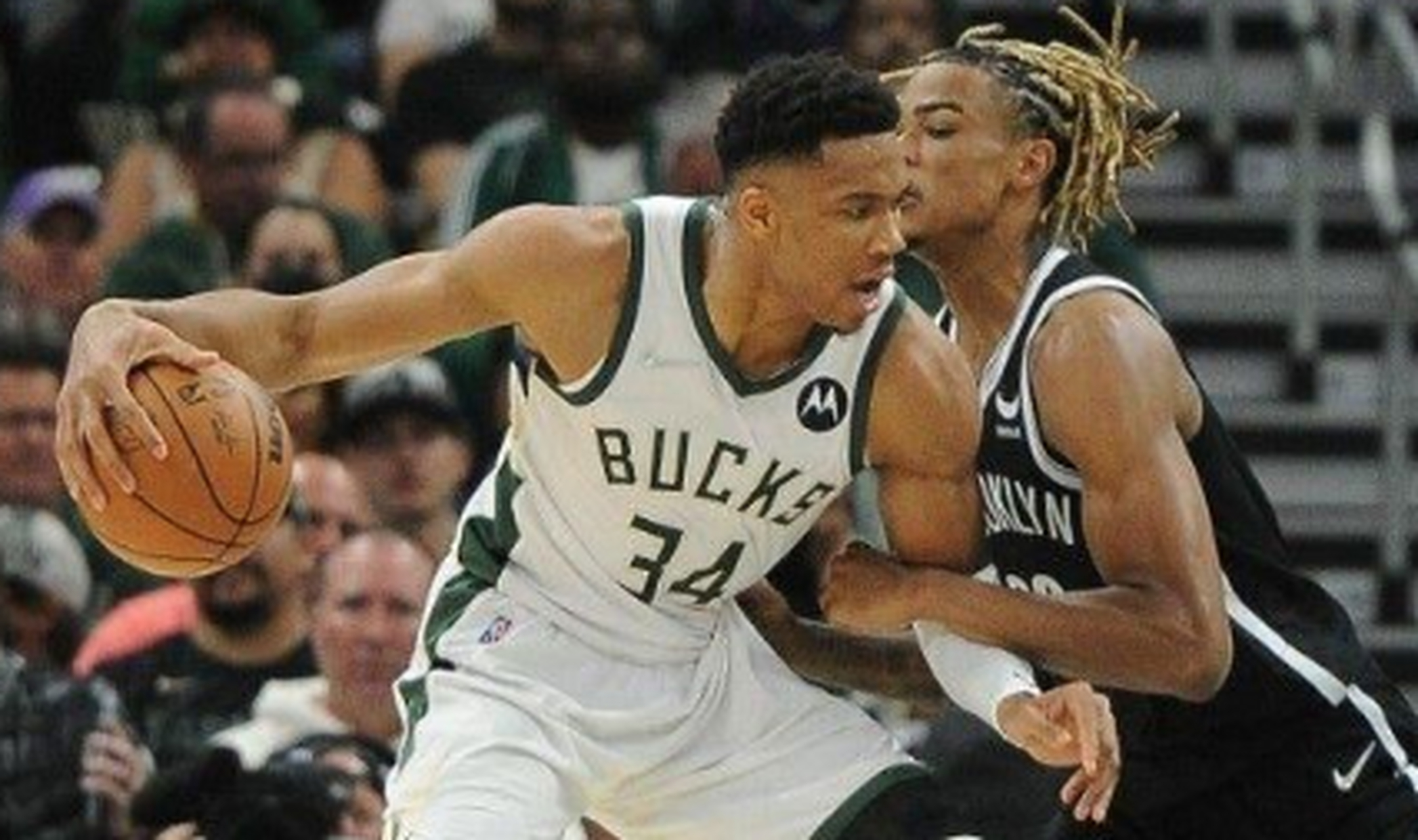 篮网主场大胜雄鹿,艾弗森轰下分的简单介绍 篮网主场大胜雄鹿,艾弗森轰下分的简单介绍