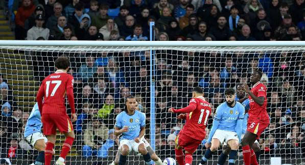 利物浦客场逼平曼城，实力均衡角逐的简单介绍