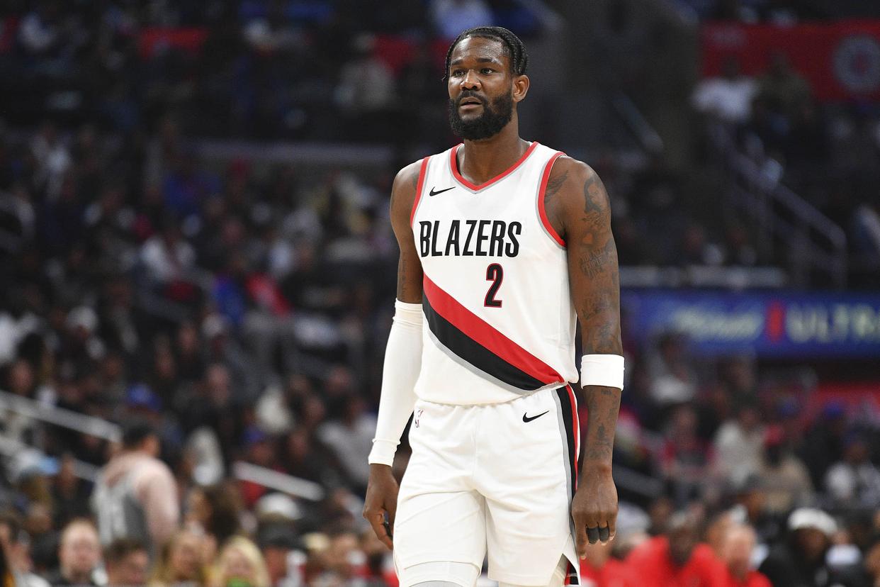 开云体育入口-关于火箭力克雷霆，开拓者客场击败太阳的信息