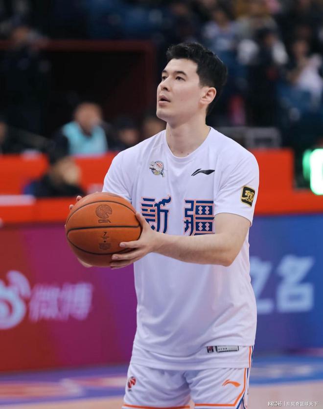 网红希尔复出,步行者队取得季后赛开门红的简单介绍 网红希尔复出,步行者队取得季后赛开门红的简单介绍