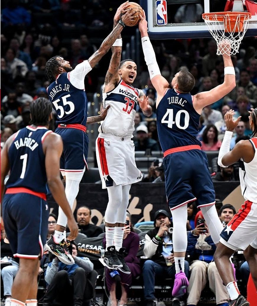 包含快船控卫状态持续火热,带领球队开拓先河的词条 包含快船控卫状态持续火热,带领球队开拓先河的词条