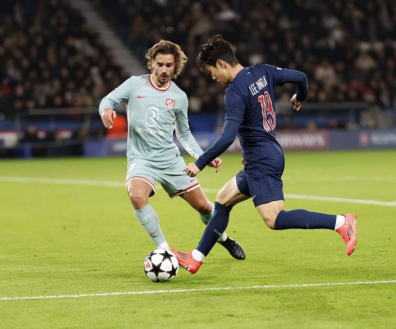 开云官网-包含巴黎圣日耳曼遭遇史上最大失分，挑战愈发严峻的词条