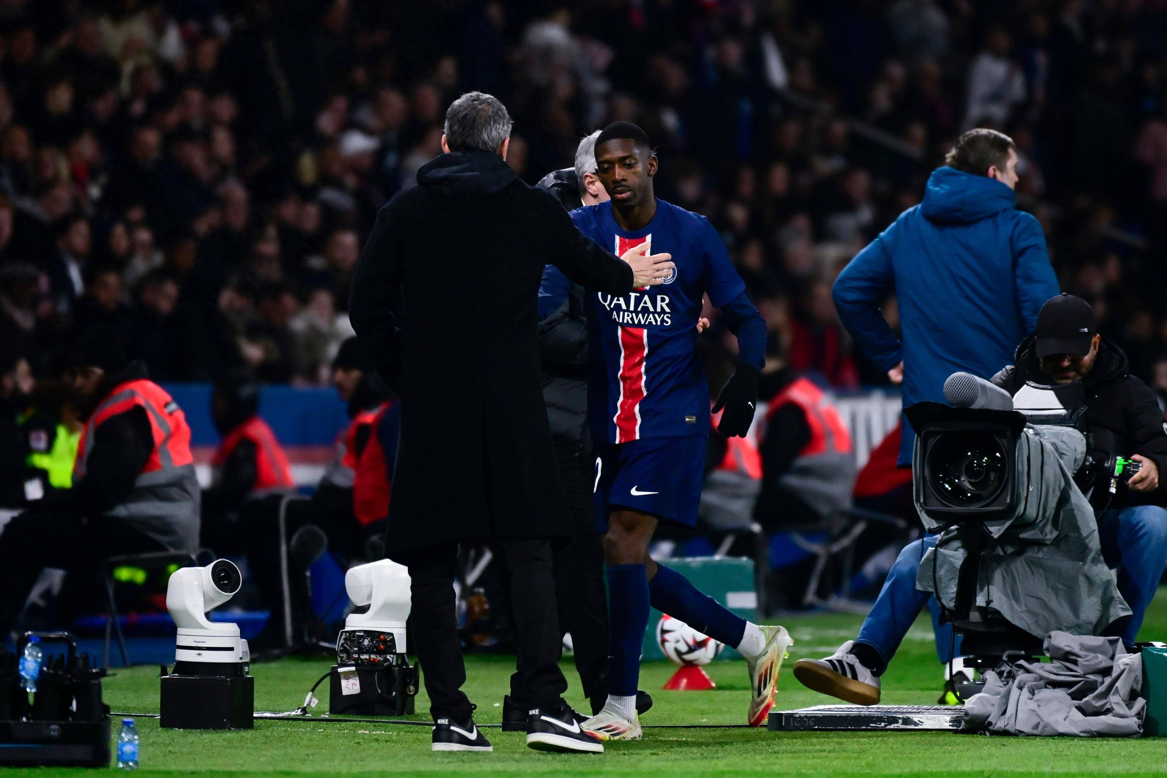 开云体育APP下载-巴黎圣日耳曼门将连续扑出重要球门