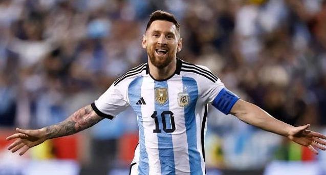 开云体育下载-梅西绝杀带队晋级，成功晋级欧冠强