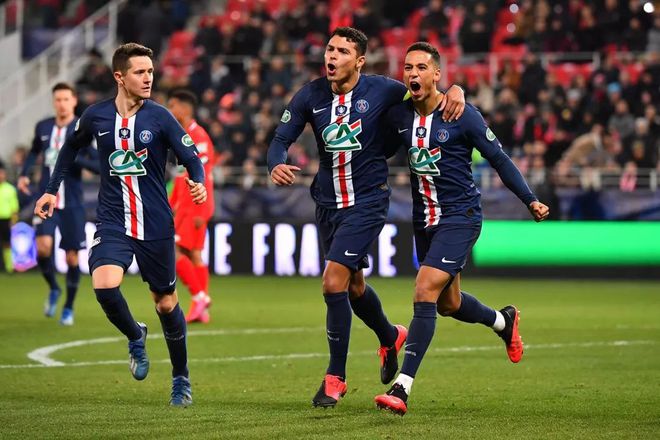 开云体育中国-关于卡瓦尼梅开二度，巴黎客场力克对手的信息