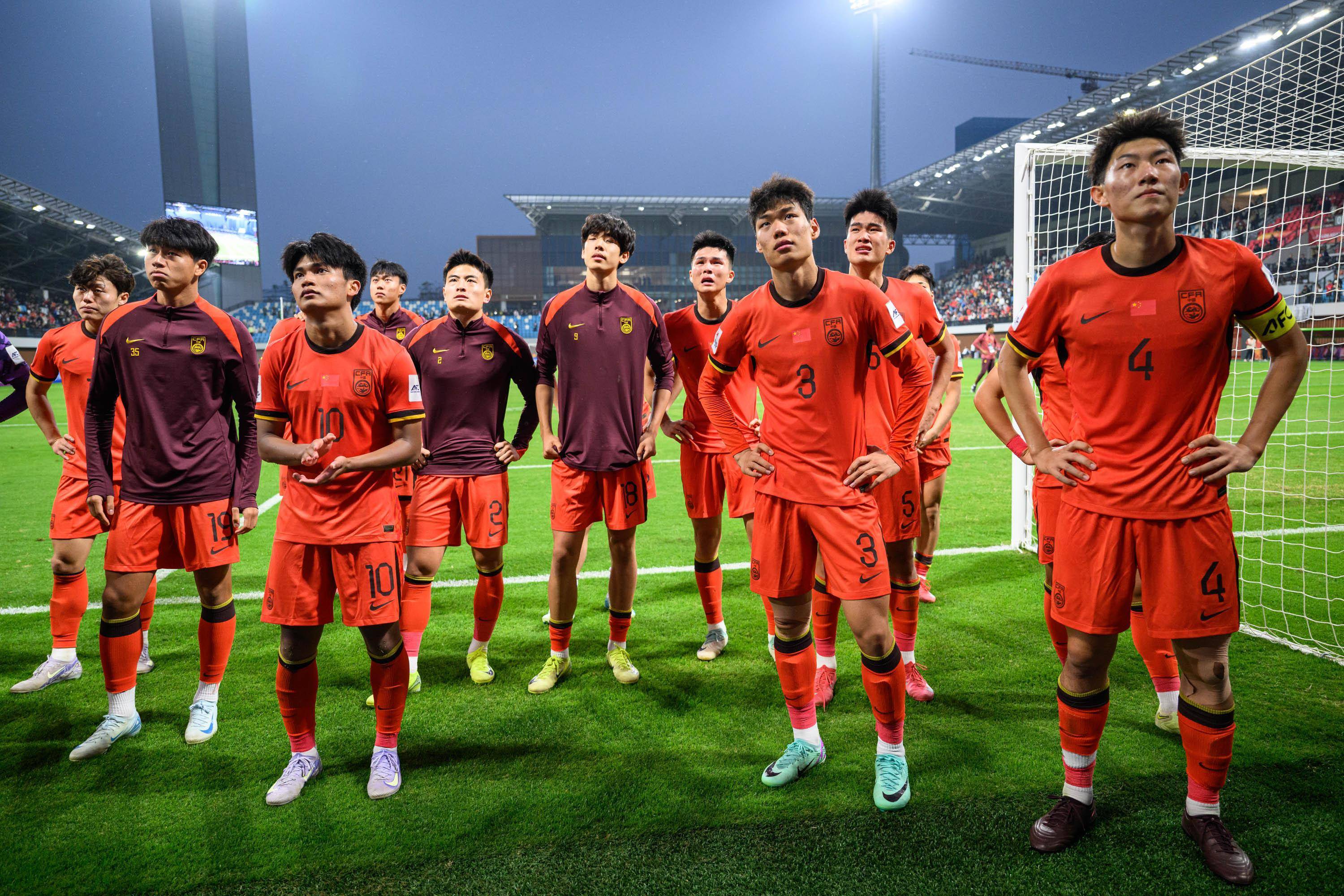 开云体育登录-足球赛事热闹进行，中国队赢得胜利