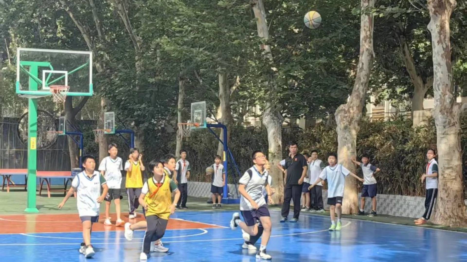 开云APP-篮球新秀大赛揭幕，球员们怀着激动心情迎接挑战的简单介绍