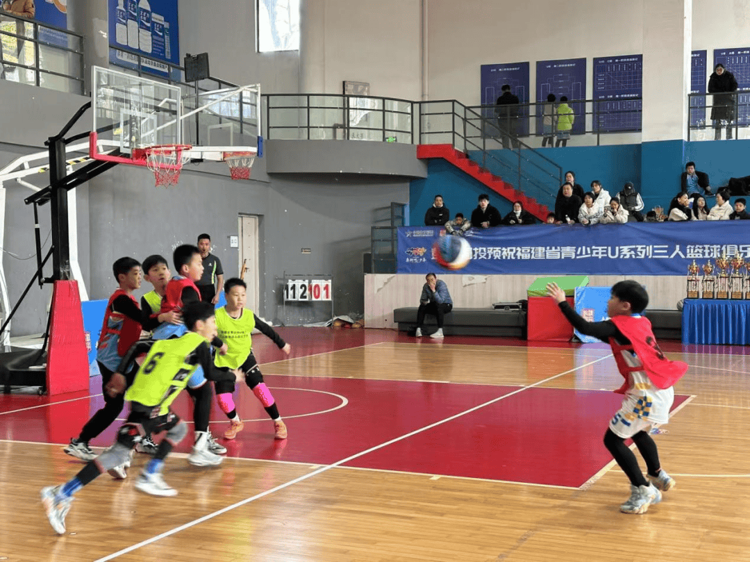 关于福建篮球队在近期比赛中击败对手的信息 关于福建篮球队在近期比赛中击败对手的信息