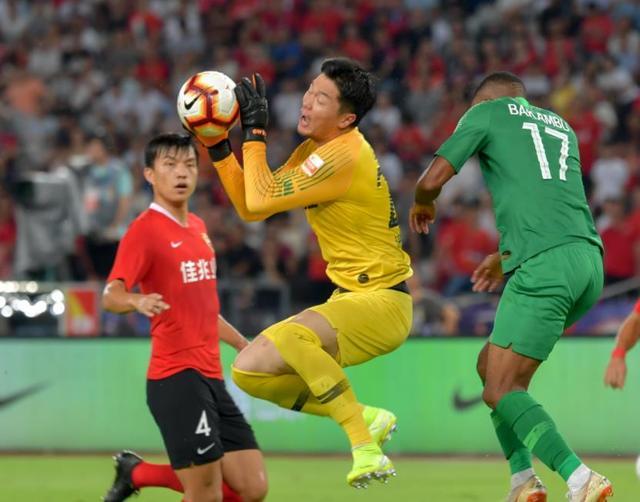 小组赛再次推迟,球队备战受影响 小组赛再次推迟,球队备战受影响