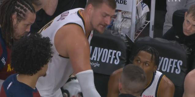 开云平台-NBA球队在比赛中出现团队配合问题，导致失利