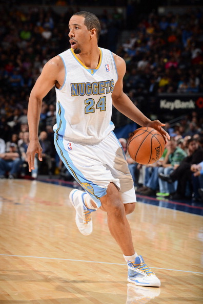 包含老鹰夺得主场胜利,新秀表现出色的词条 包含老鹰夺得主场胜利,新秀表现出色的词条