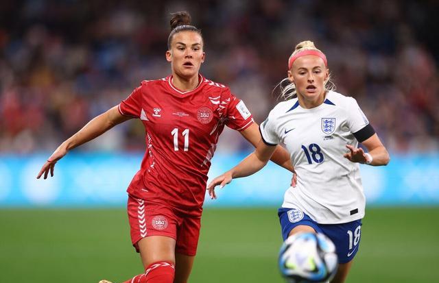 英格兰女足战胜喀麦隆,一路晋级前四强! 英格兰女足战胜喀麦隆,一路晋级前四强!