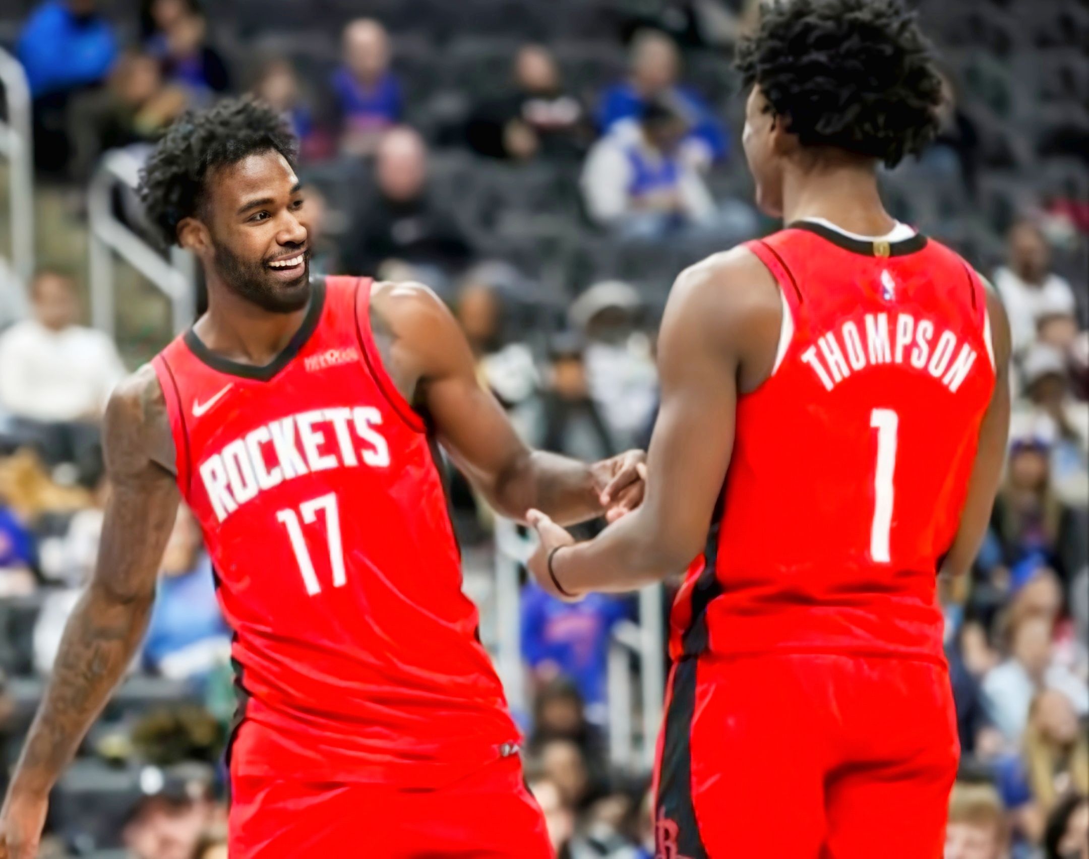 火箭客场绝杀马刺,追平比分 火箭客场绝杀马刺,追平比分