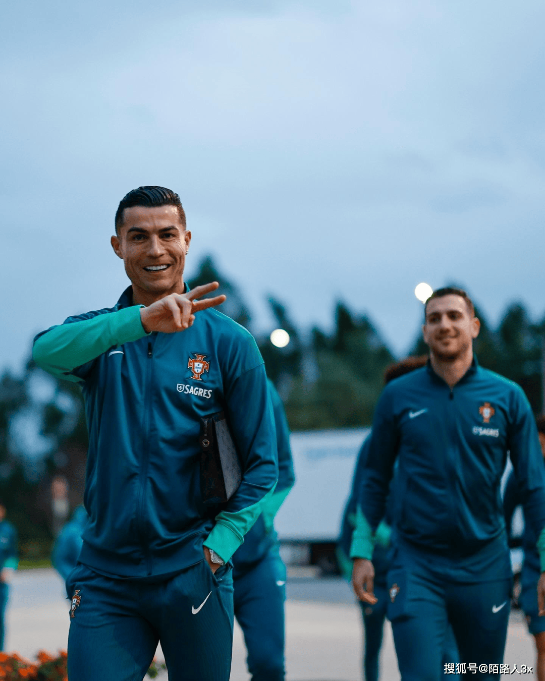 包含克罗地亚国家队顽强拼搏,取得胜利的词条 包含克罗地亚国家队顽强拼搏,取得胜利的词条