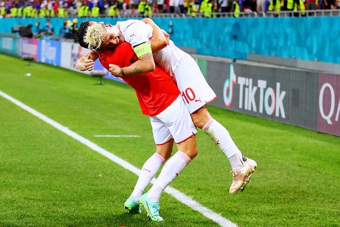 开云体育APP下载-瑞士队击败爱尔兰队晋级下一轮比赛