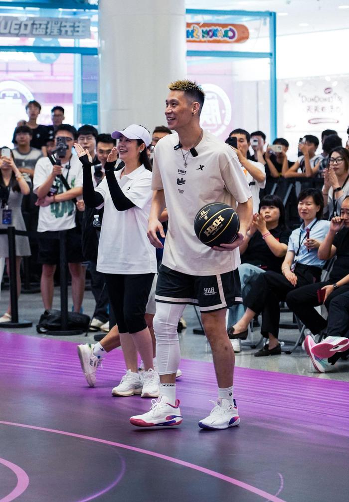 开云体育APP下载-林书豪复出:亚太区比赛为当地球迷献技的简单介绍