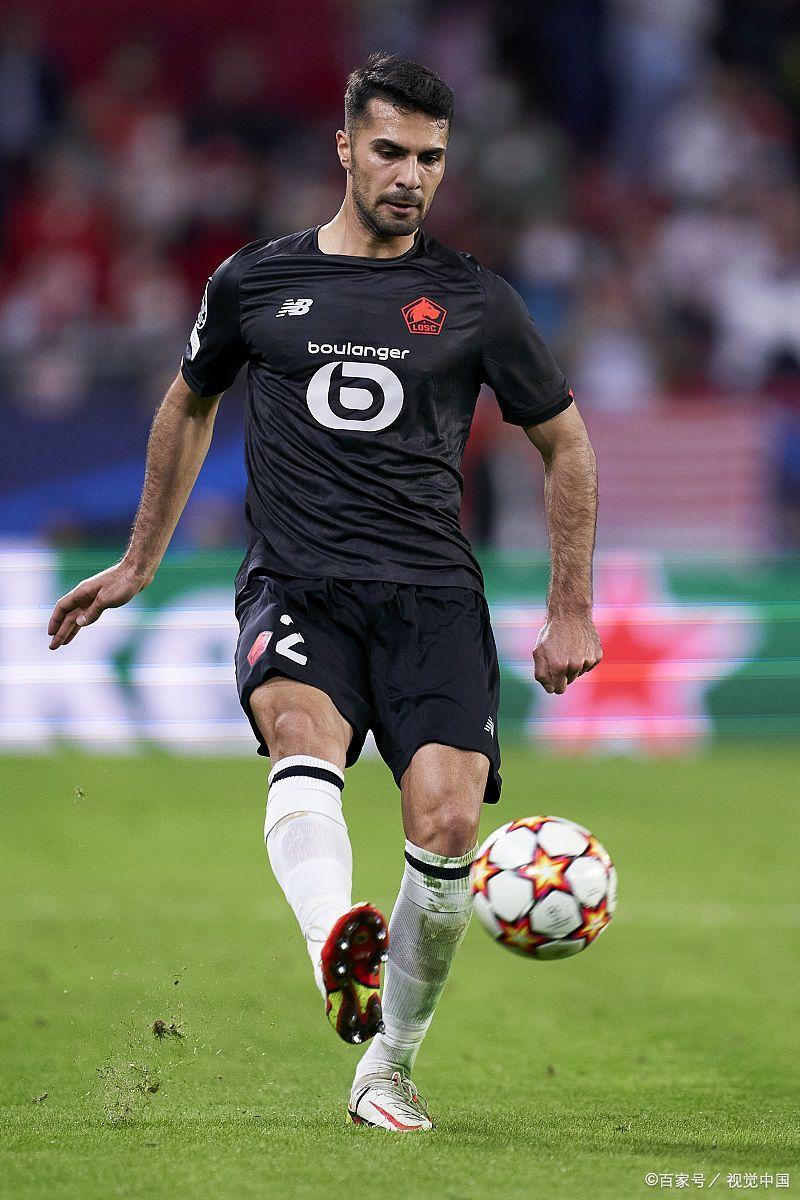 里尔连续胜场，稳居积分榜前列