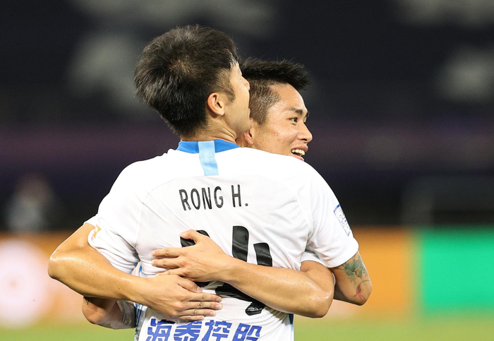 开云APP-上港客场不敌泰达,失去领先优势