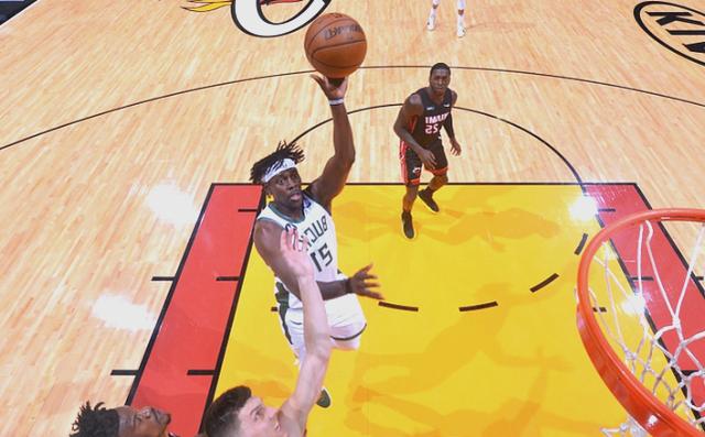 开云官网-雄鹿战胜热火,取得东部榜首