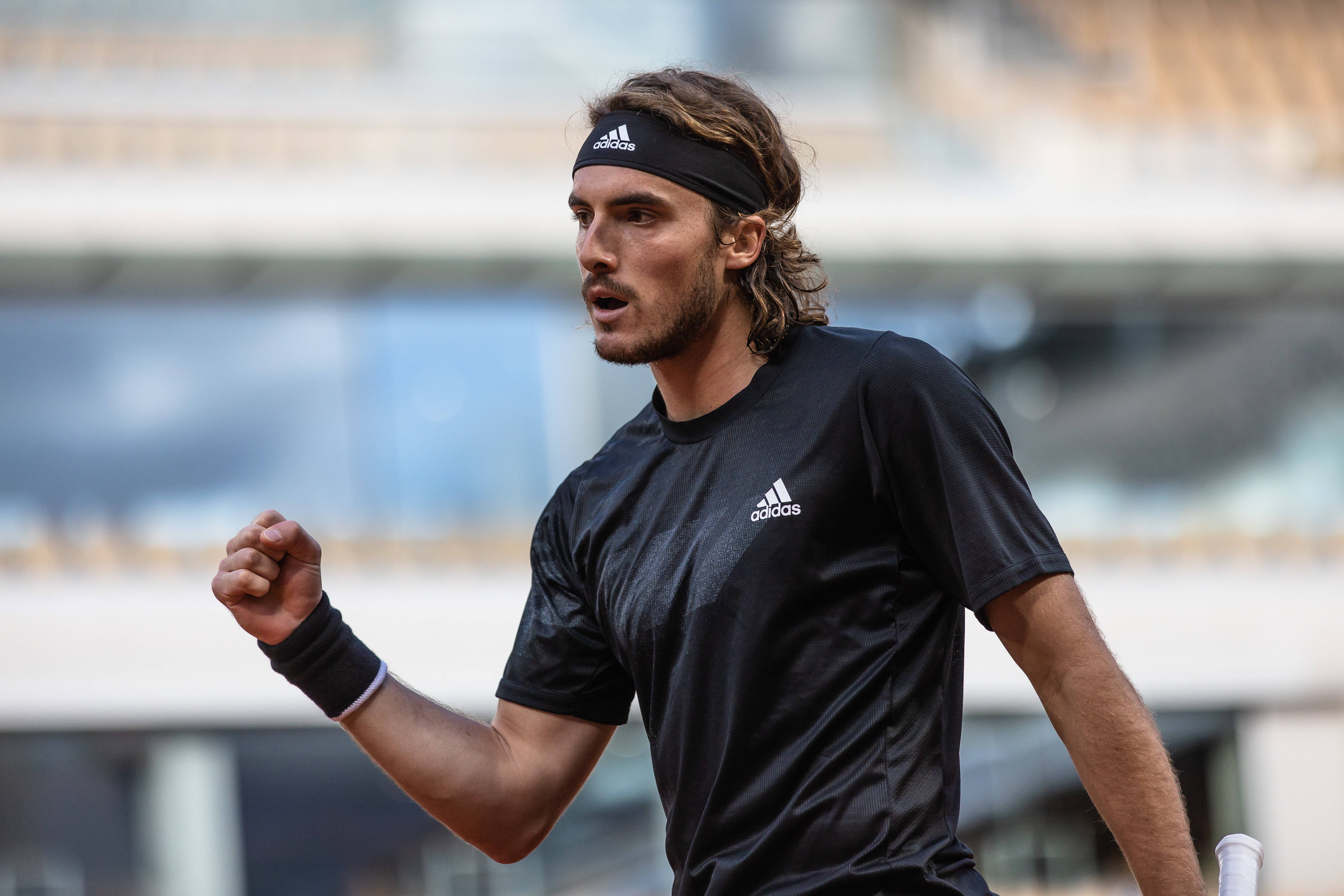 开云体育官网-法国网球队爆冷西班牙网球队，西西帕斯打破历史纪录的简单介绍