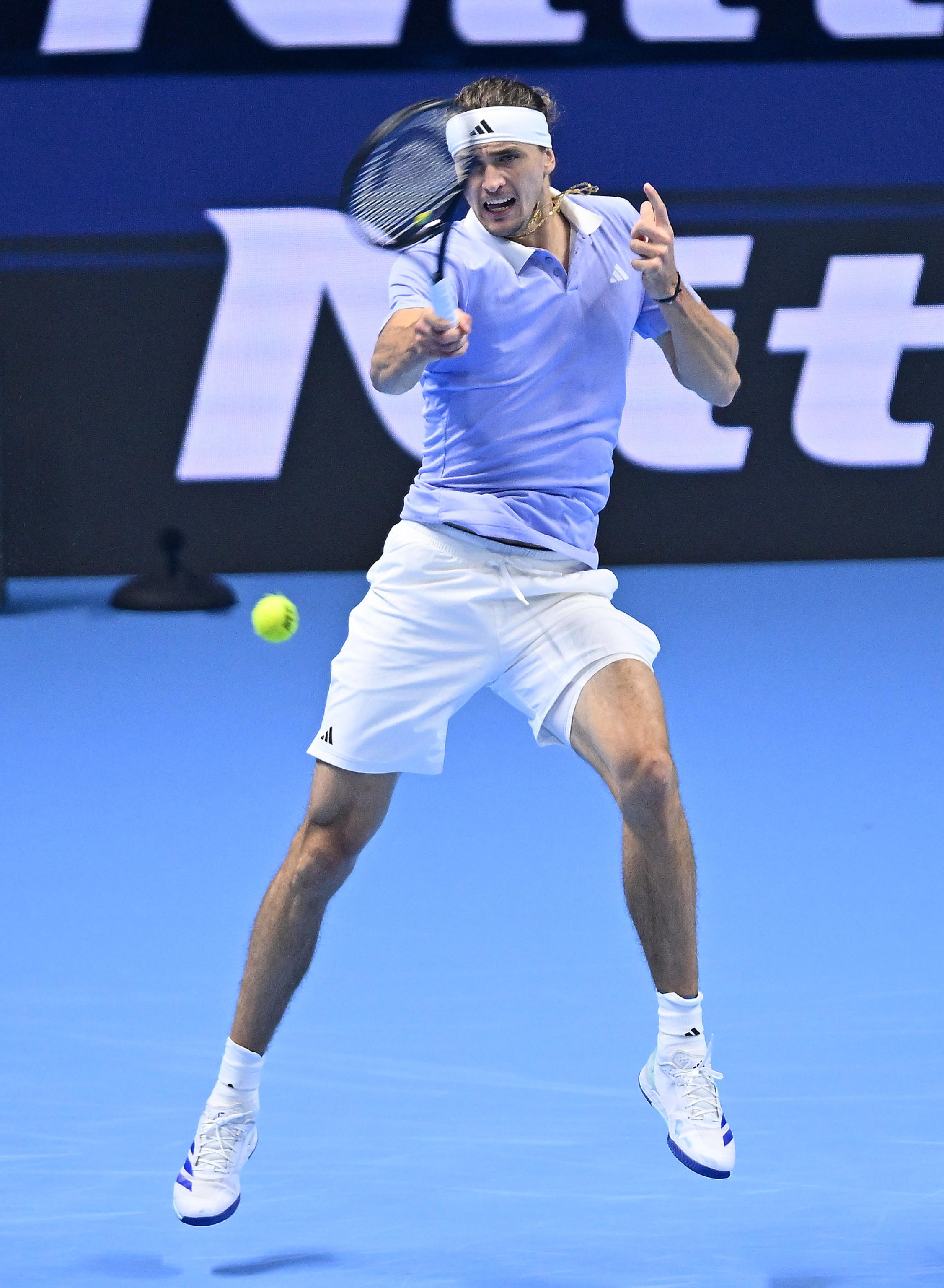 法国网球队翻盘英国网球队,兹维列夫绝境逆转的简单介绍 法国网球队翻盘英国网球队,兹维列夫绝境逆转的简单介绍