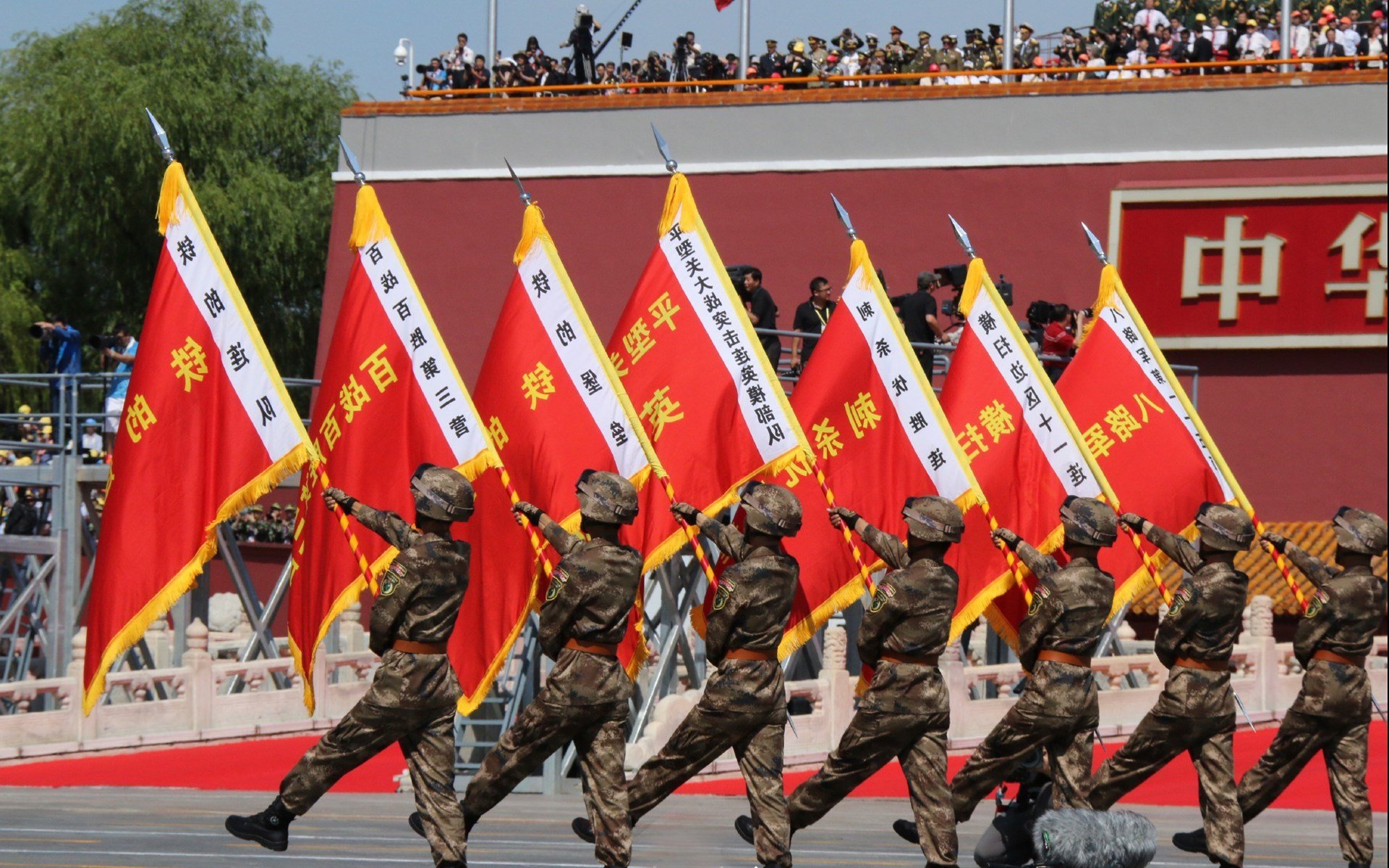 开云体育官方网站-里昂提前终结悬念雷恩，德里赫特完成自我救赎之战