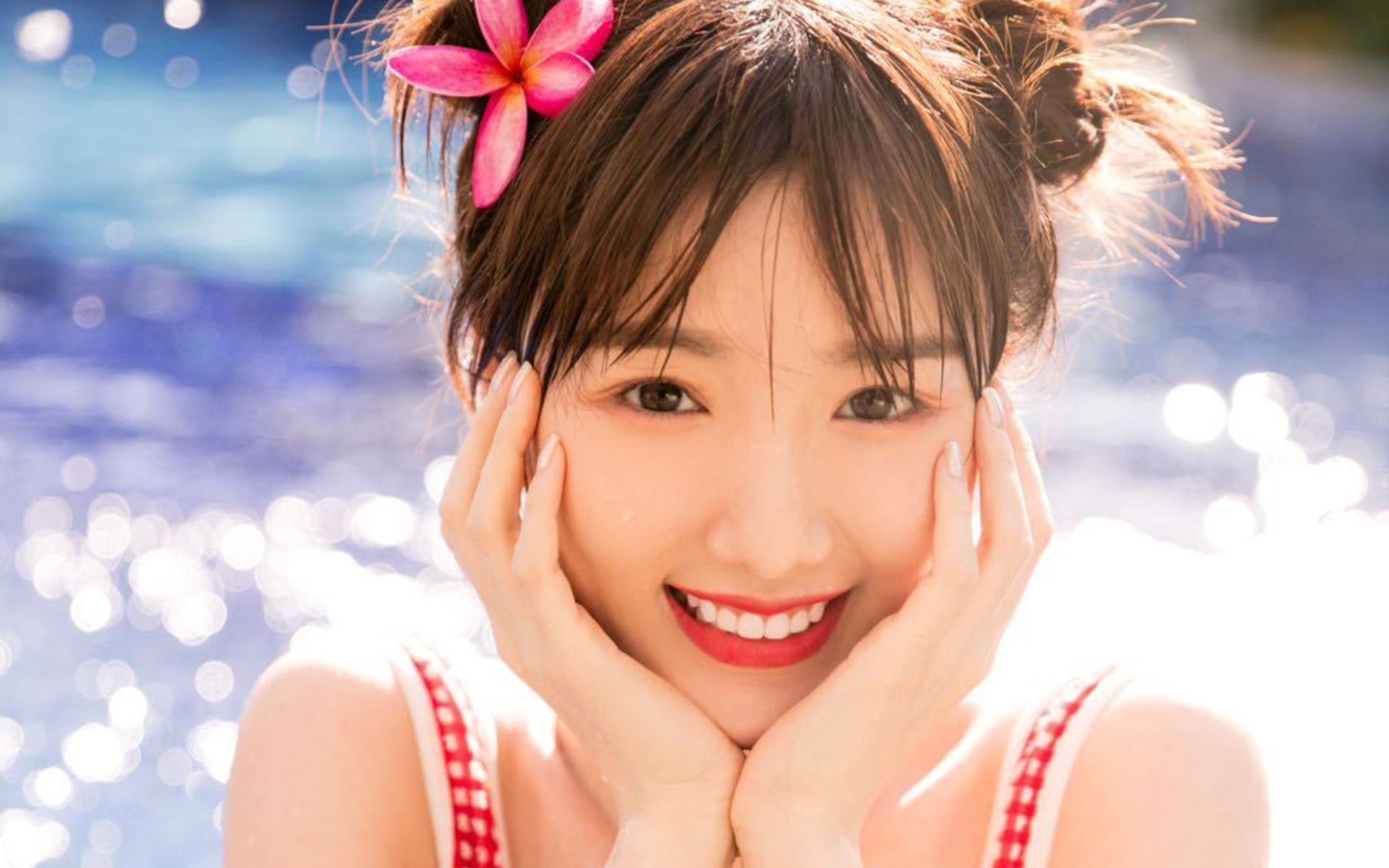 开云体育平台APP-迪亚斯双响！哥伦比亚2-1力克加纳，利物浦前锋主宰比赛走向